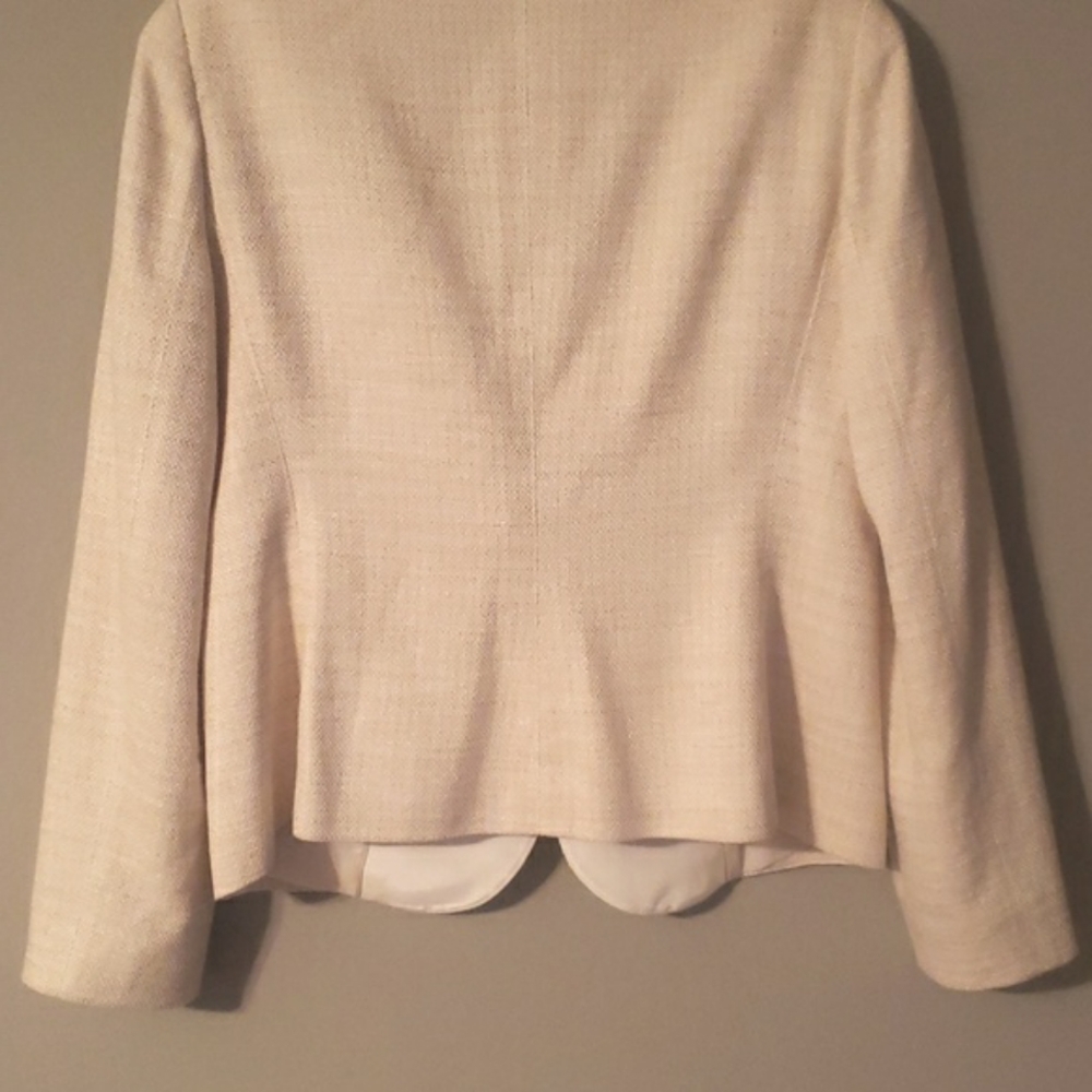 Armani Collezioni Cream Blazer - Picture 13 of 16